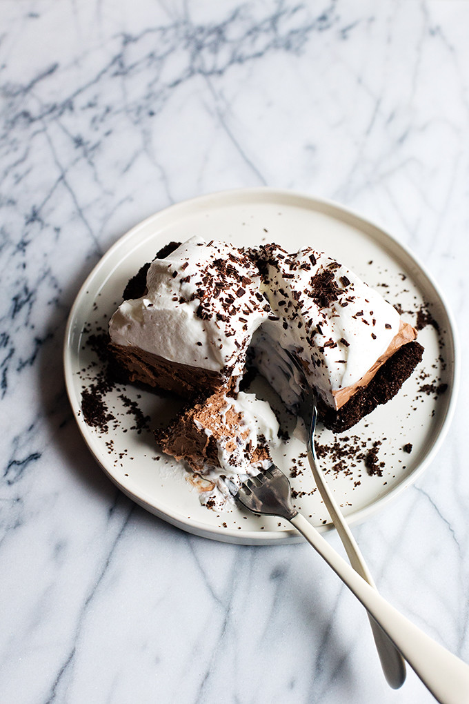 Chocolate Mudslide Pie | @cindyr
