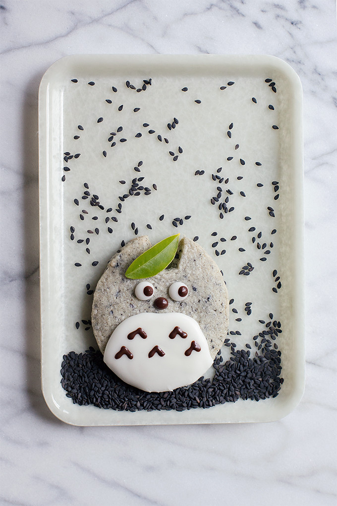 Totoro Black Sesame Shortbread by @cindyr